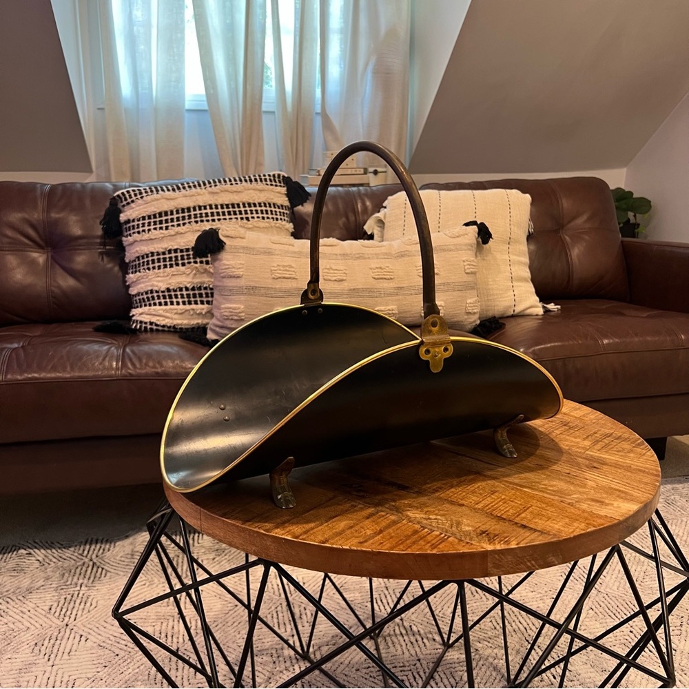 Brass and Black Lacquered Brass Log Holder - Picture 13 of 15